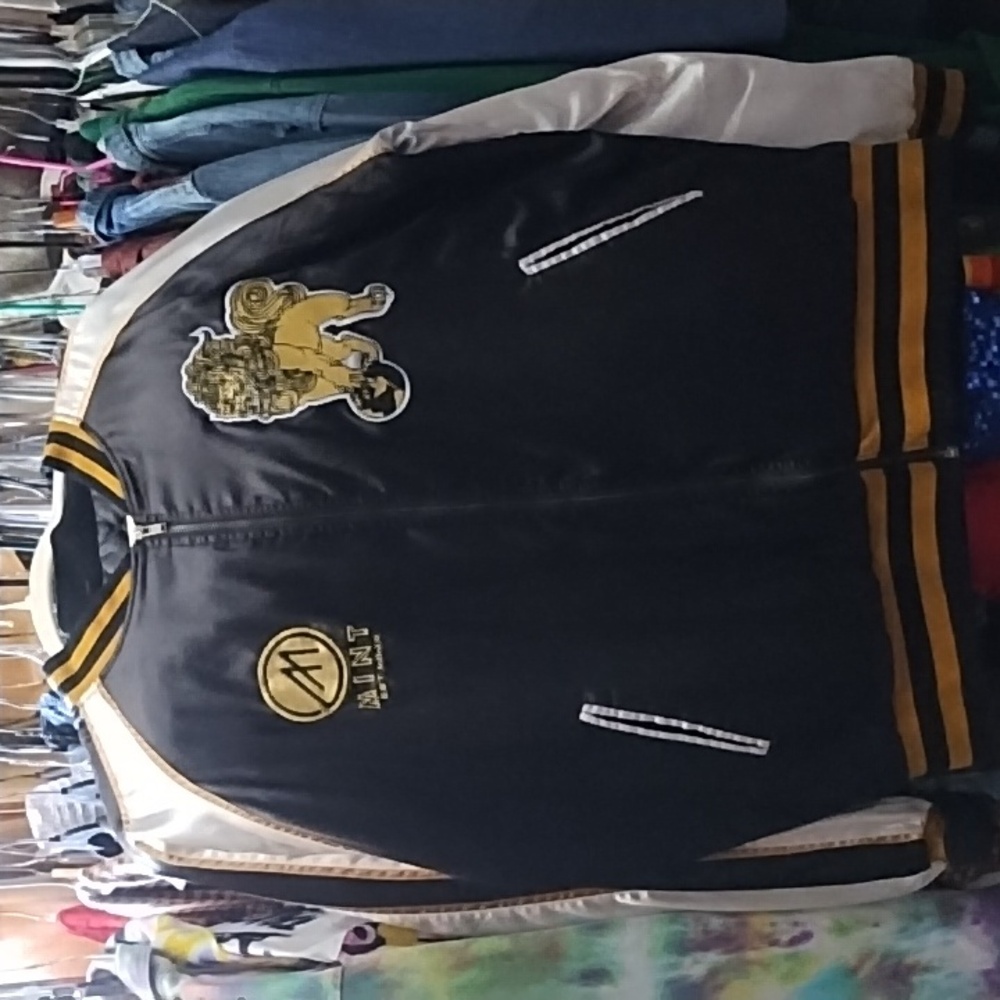 Mint Silk Sukajan Bomber